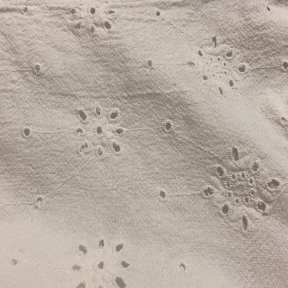 Hollister white eyelet romper - Picture 4 of 4